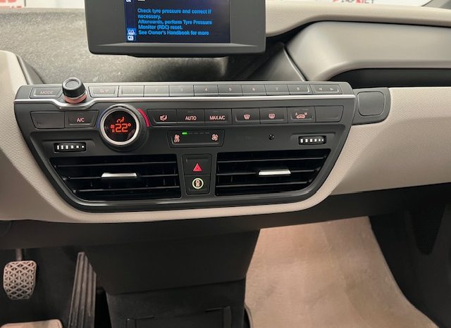 BMW i3 REX lleno