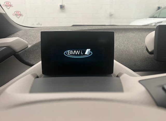 BMW i3 REX lleno