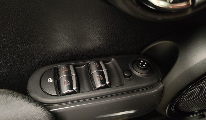MINI ONE D 5 PUERTAS lleno