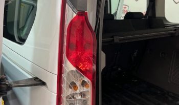 FORD – TOURNEO CONNECT 1.5 TDCI lleno
