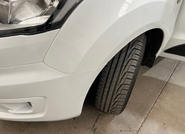 FORD – TOURNEO CONNECT 1.5 TDCI lleno