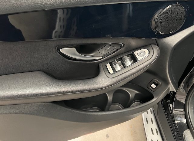 MERCEDES – CLASE GLC 220D 4MATIC lleno