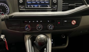 VOLKSWAGEN – TRANSPORTER L2H1, 2.0 TDI, 150 CV, 9 PLAZAS lleno