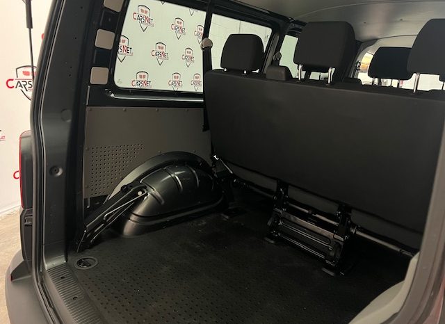 VOLKSWAGEN – TRANSPORTER L2H1, 2.0 TDI, 150 CV, 9 PLAZAS lleno