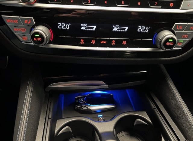 BMW  – SERIE 5 525DA TOURING “M” lleno
