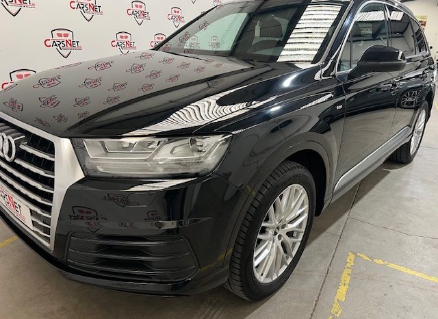 AUDI – Q7 3.0 TDI ULTRA QUATTRO TIPTRONIC S LINE lleno